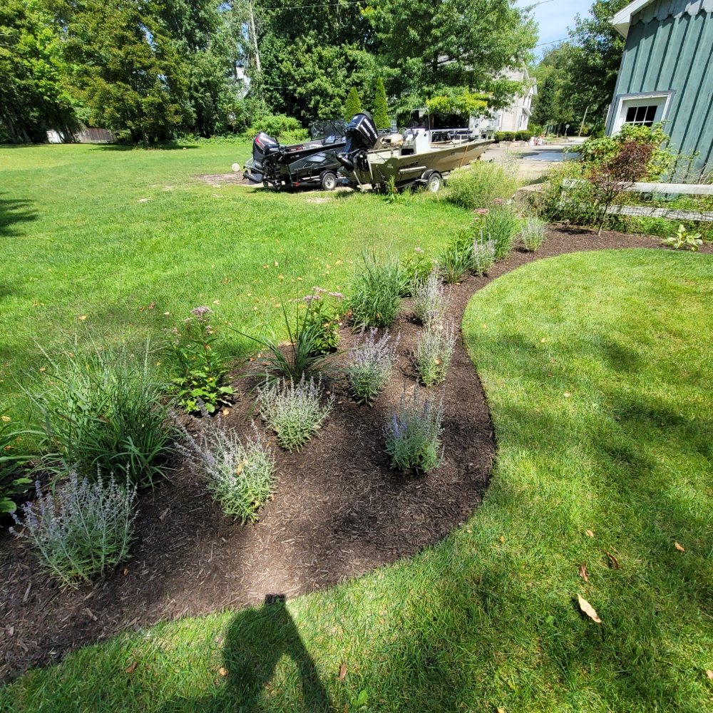 EDINBORO LANDSCAPING Updated September 2024 Edinboro, Pennsylvania