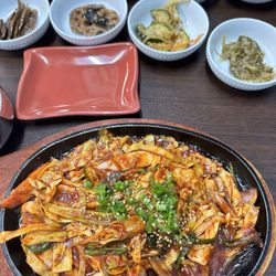Wa Gabose - Spicy squid and rice
