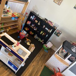 Macklind Make and Play - Shopping/kitchen dramatic play