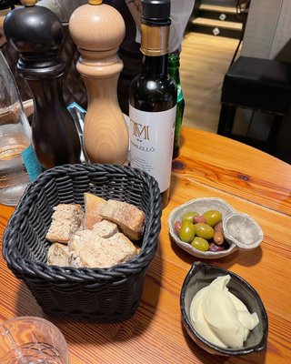 La Bodeguilla by null