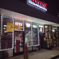 Xotix smoke & vape - Front of the friendly and well stocked vape shop