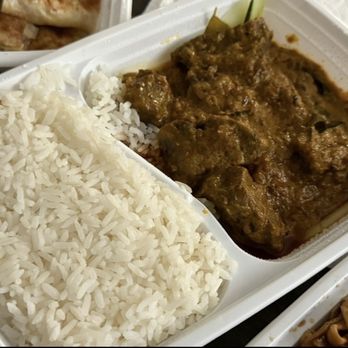 New Pinang - 67. Beef Rendang with Rice Dish - Vietnamese Near Me - Forest Hills, New York New Pinang - 67. Beef Rendang with Rice Dish - Vietnamese Near Me - Forest Hills, New York
