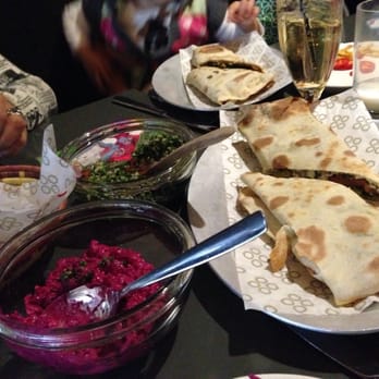 Mamnoon - Shamandar bi tahini, quinoa tabbouleh, lahm bi ajine and jibneh wi za'atar - Lebanese Near Me - Seattle, Washington Mamnoon - Shamandar bi tahini, quinoa tabbouleh, lahm bi ajine and jibneh wi za'atar - Lebanese Near Me - Seattle, Washington