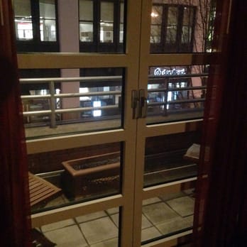 Hotel Giraffe - Lil balcony - Hotels Near Me - New York, New York Hotel Giraffe - Lil balcony - Hotels Near Me - New York, New York