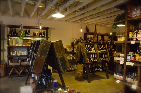 Bar & Garden by null