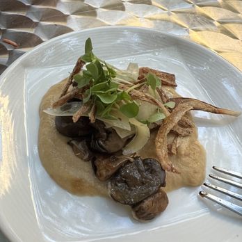 AMOR - Tapas/Small Plates Near Me - Tacoma, Washington