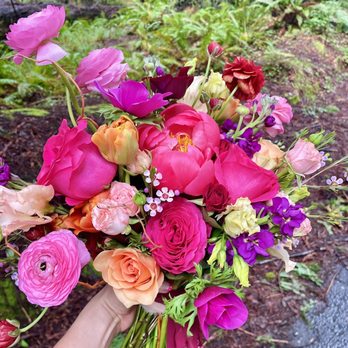 Misty Mountain Flora - My beautiful, bright bouquet - Florists Near Me Misty Mountain Flora - My beautiful, bright bouquet - Florists Near Me