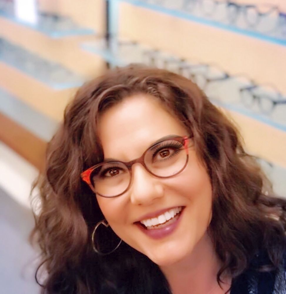 GLANCE OPTICS & EYEWEAR Updated October 2024 12 Reviews 220 A Ave