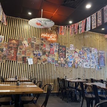 Maguro - Sushi Bars Near Me - Brookline, Massachusetts