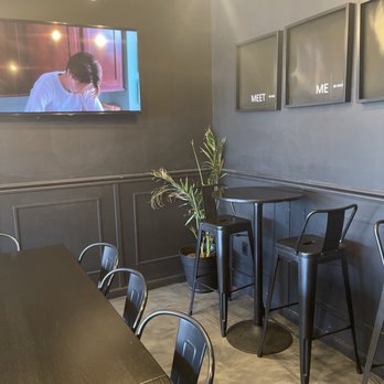 CLO Coffee Co. - North Edison - Seating - Coffee & Tea Near Me - Edison, New Jersey