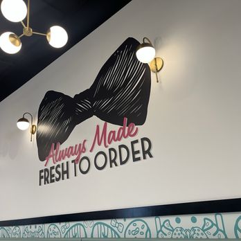 Dapper Doughnut - Donuts Near Me - Sammamish, Washington Dapper Doughnut - Donuts Near Me - Sammamish, Washington