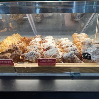 La Panadería Bakery Café - Bakery items - Bakeries Near Me - San Antonio, Texas