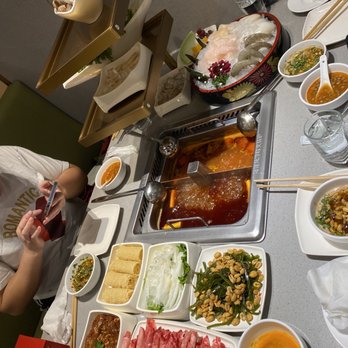Haidilao Hotpot - Chinese Near Me - Toronto, Ontario Haidilao Hotpot - Chinese Near Me - Toronto, Ontario