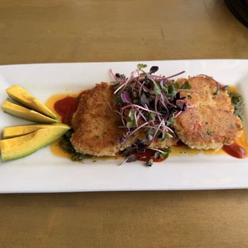 Brennecke's Beach Broiler - Crab Cakes - Seafood Near Me - Koloa, Hawaii
