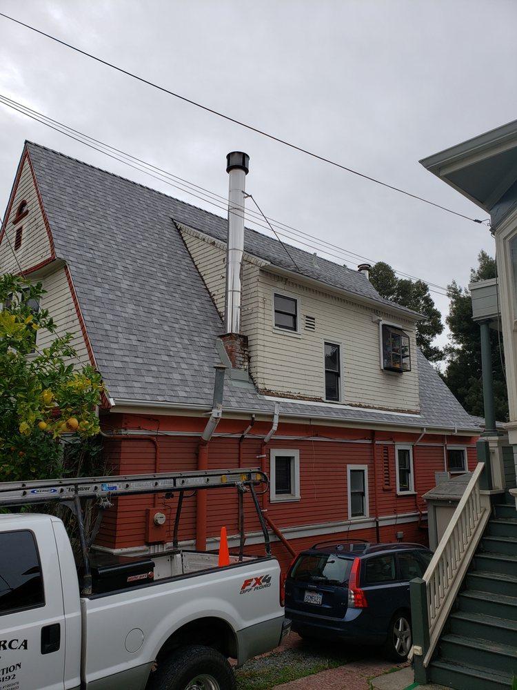 Slide of Monarca General Construction