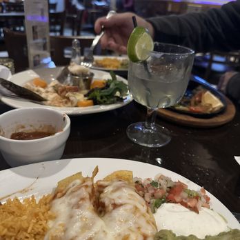 Villa Flores Restaurant - Tex-Mex Near Me - Glen Burnie, Maryland Villa Flores Restaurant - Tex-Mex Near Me - Glen Burnie, Maryland