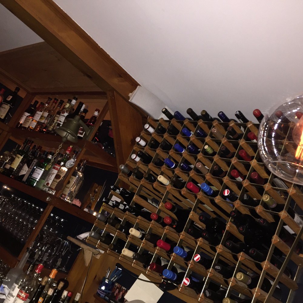Eli's - New American Near Me - Block Island, Rhode Island