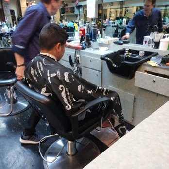 Menlo Unisex Salon - Baby boy getting a fresh cut - Hair Salons Near Me - Edison, New Jersey