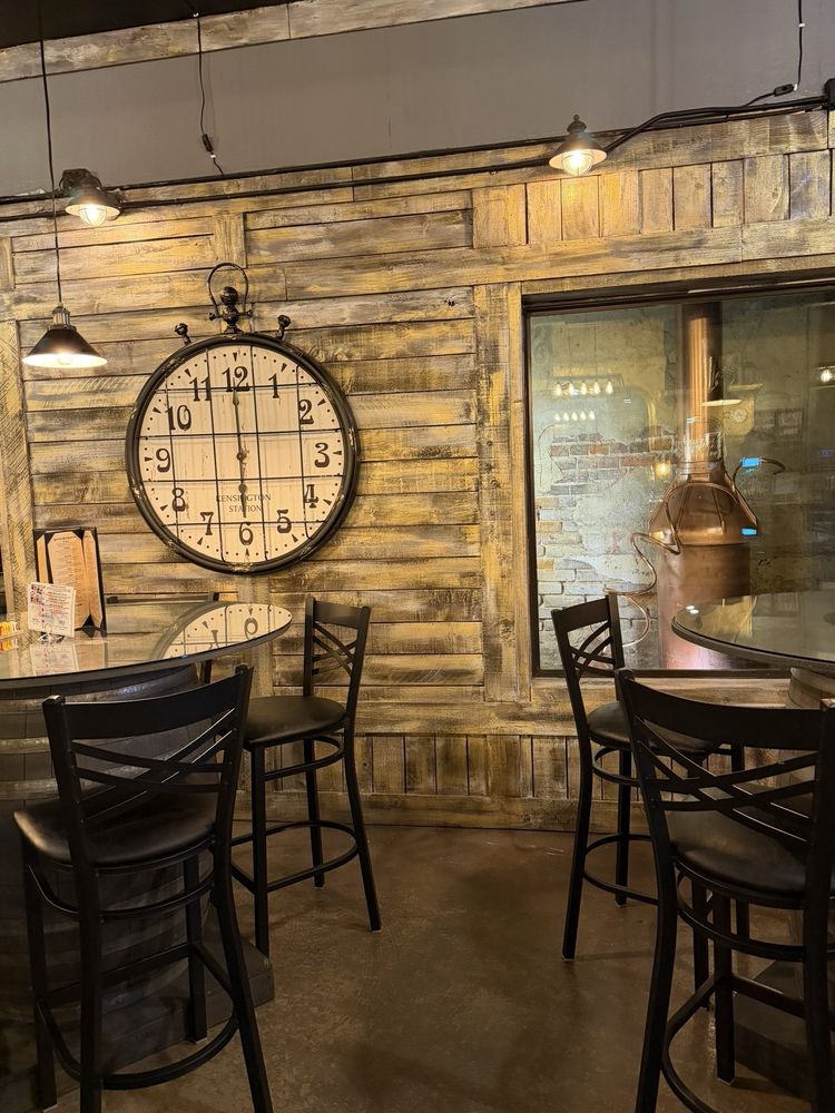 The Underground Nightclub Logo