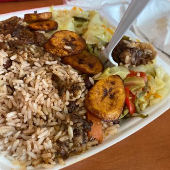 Caribbean Flava - Vegetarian with Oxtail Gravy - Food Trucks Near Me - Niagara Falls, New York