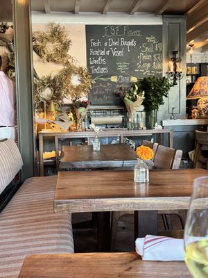 feast & floret by null