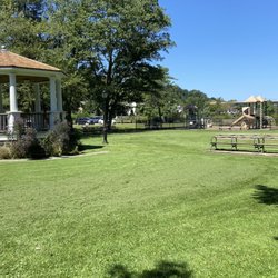 Roslyn Pond Park