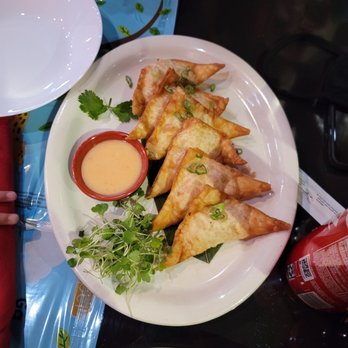 Fresh Sushi Chicago - 6 Crab Rangoon - Sushi Bars Near Me - Chicago, Illinois Fresh Sushi Chicago - 6 Crab Rangoon - Sushi Bars Near Me - Chicago, Illinois