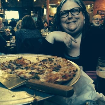 Candlelite Chicago - Italian beef and peppers - Pizza Near Me - Chicago, Illinois