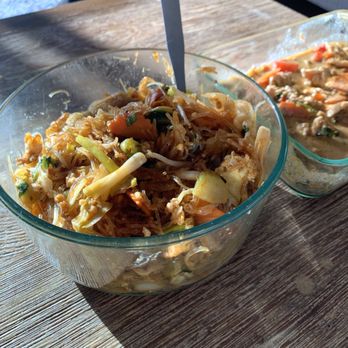 Sister Kitchen Thai Food - Pad Woon Sen - Food Trucks Near Me - Grover Beach, California Sister Kitchen Thai Food - Pad Woon Sen - Food Trucks Near Me - Grover Beach, California