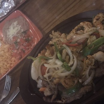 Plaza Azteca - Shrimp and Steak Fajitas - Mexican Near Me - Methuen, Massachusetts Plaza Azteca - Shrimp and Steak Fajitas - Mexican Near Me - Methuen, Massachusetts
