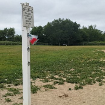Robinson Duck Farm Dog Park - Dog Parks Near Me - Brookhaven, New York