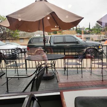 Shirley's Kitchen - Outdoor seating - Diners Near Me - La Mesa, California