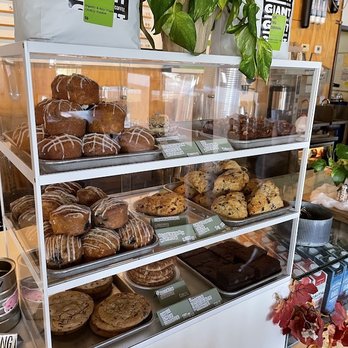 Giant Coffee - pastries - Coffee & Tea Near Me - Phoenix, Arizona
