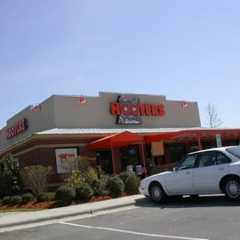 Hooters - American Near Me - Morrisville, North Carolina Hooters - American Near Me - Morrisville, North Carolina