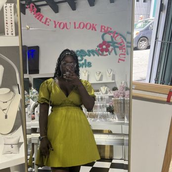 Promesas Shop - Mirror pictures - Jewelry Near Me - San Juan, Puerto Rico