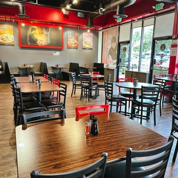 Paik's Noodle Aurora 홍콩반점 - Inside the restaurant - Chinese Near Me - Aurora, Colorado