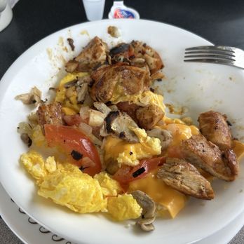 Waffle House - Chicken and Scrambled Eggs Protein Bowl - Breakfast & Brunch Near Me - Inman, South Carolina Waffle House - Chicken and Scrambled Eggs Protein Bowl - Breakfast & Brunch Near Me - Inman, South Carolina