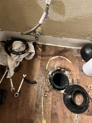 J Romeros Plumbing & Handyman Services Logo