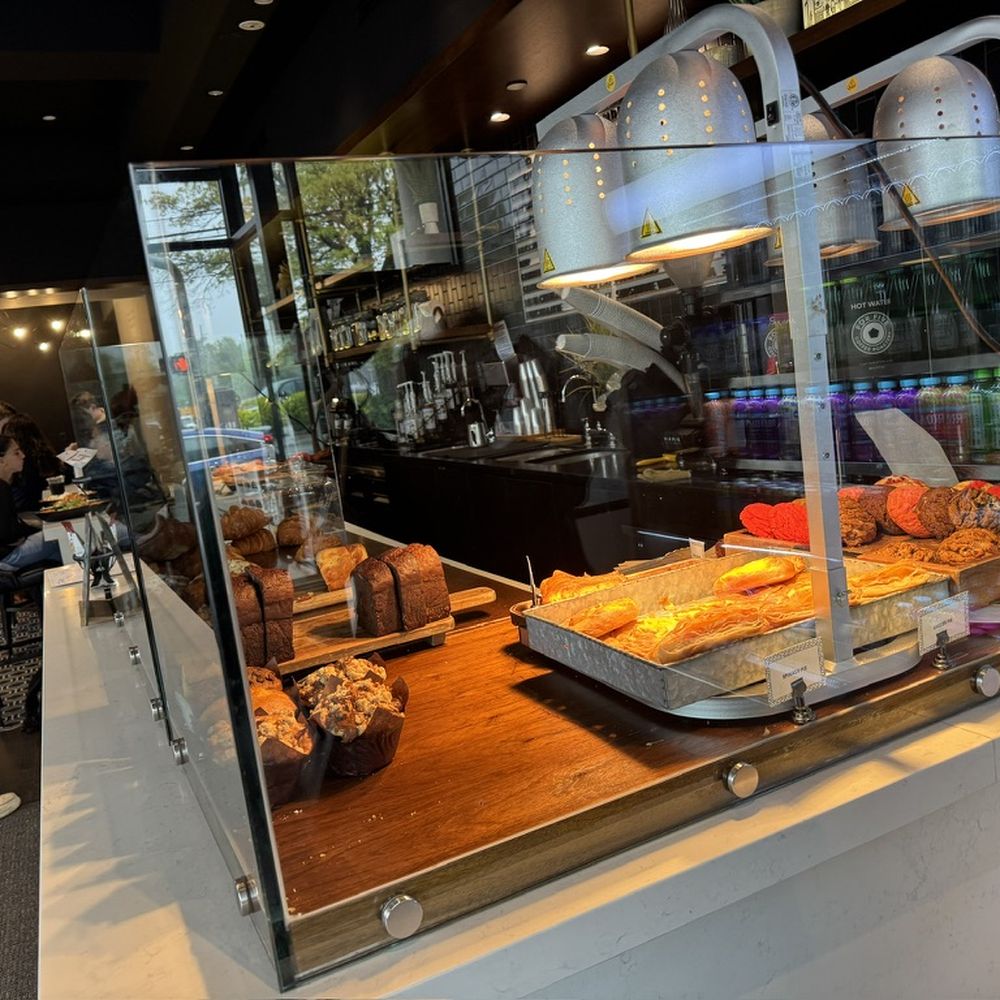For Five Coffee Roasters - Interior - Coffee Roasteries Near Me - Manhasset, New York