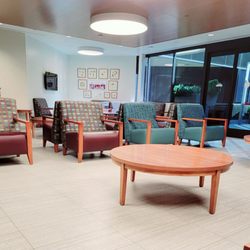 University Eye Center - Anaheim - Spacious lobby