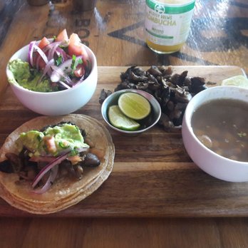 Inspiración 9 - Grilled Oyster Mushroom Plate - Vegan Near Me - Tijuana, BCN
