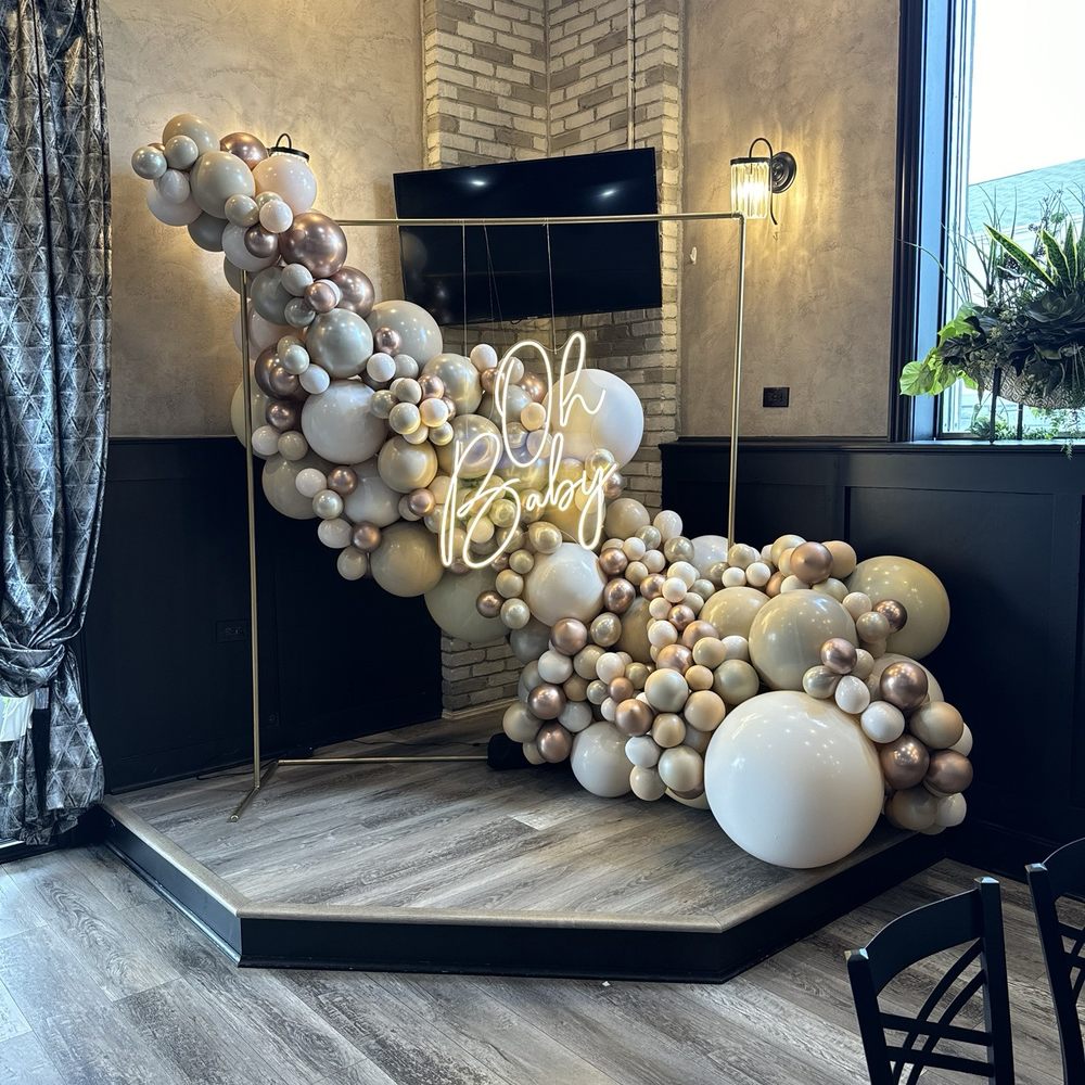 Paris312 - Balloon Services Near Me - Hinsdale, Illinois Paris312 - Balloon Services Near Me - Hinsdale, Illinois