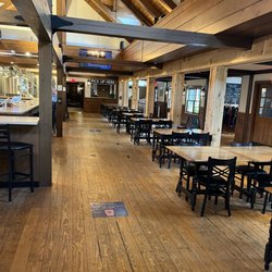 Hillside Pizza - Dining area and brewery.