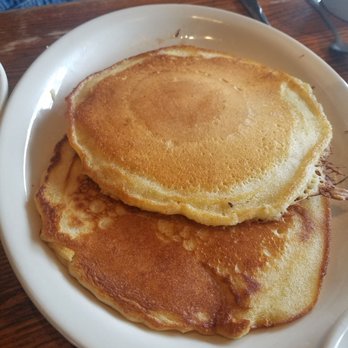 Cracker Barrel Old Country Store - American Near Me - Olathe, Kansas