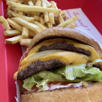 In-N-Out Burger - Fast Food Near Me - San Francisco, California