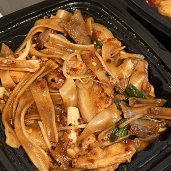 Asian Spice - Drunken Noodles - Shrimp, Beef and Chicken (Combination) - Thai Near Me - Littleton, Colorado Asian Spice - Drunken Noodles - Shrimp, Beef and Chicken (Combination) - Thai Near Me - Littleton, Colorado