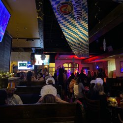 The Lion & Crown Pub