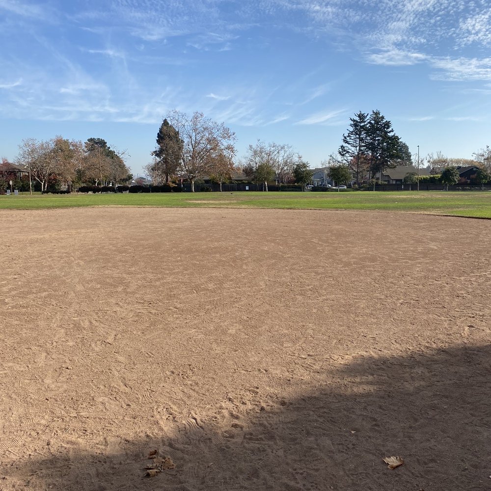 Tillman Park - Parks Near Me - Alameda, California
