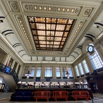 Hoboken Terminal - Inside the waiting room - Train Stations Near Me - Hoboken, New Jersey