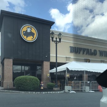 Buffalo Wild Wings - Chicken Wings Near Me - Morganville, New Jersey